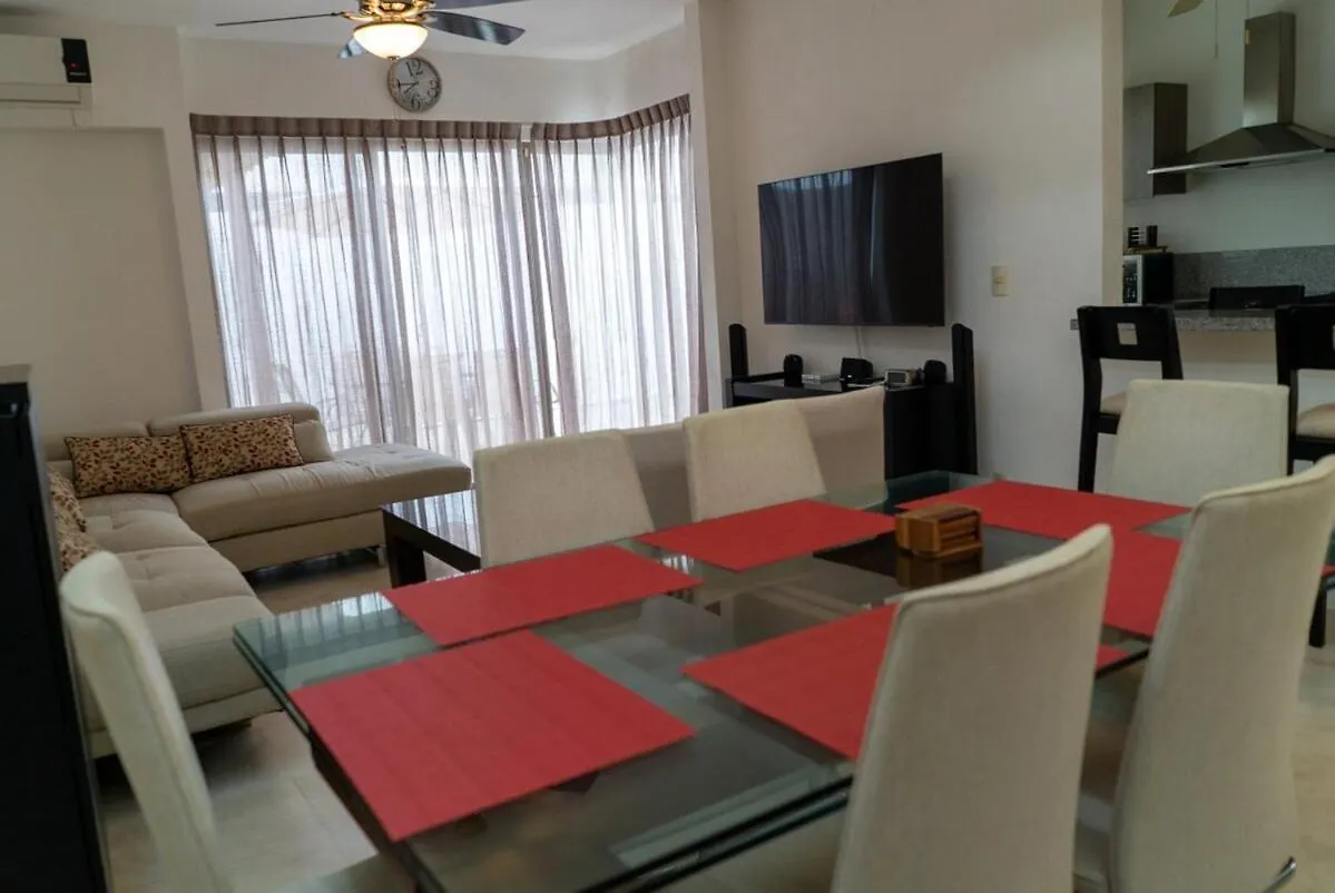 Luxury House Near Hotelery Zone In Playa Playa del Carmen